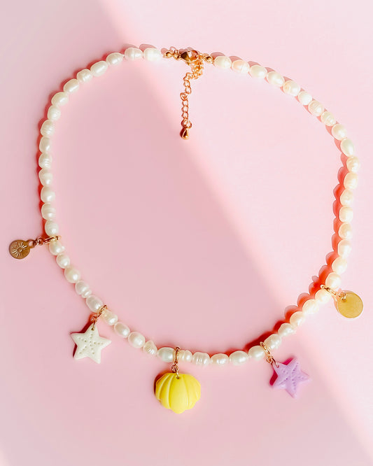 Collier en perles d’eau douce naturelles fait main