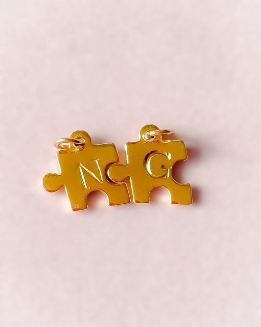 Collier Puzzle personnalisable – Médailles initiales gravées