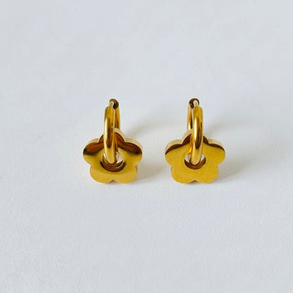 Boucles d’oreilles créoles Fleurs