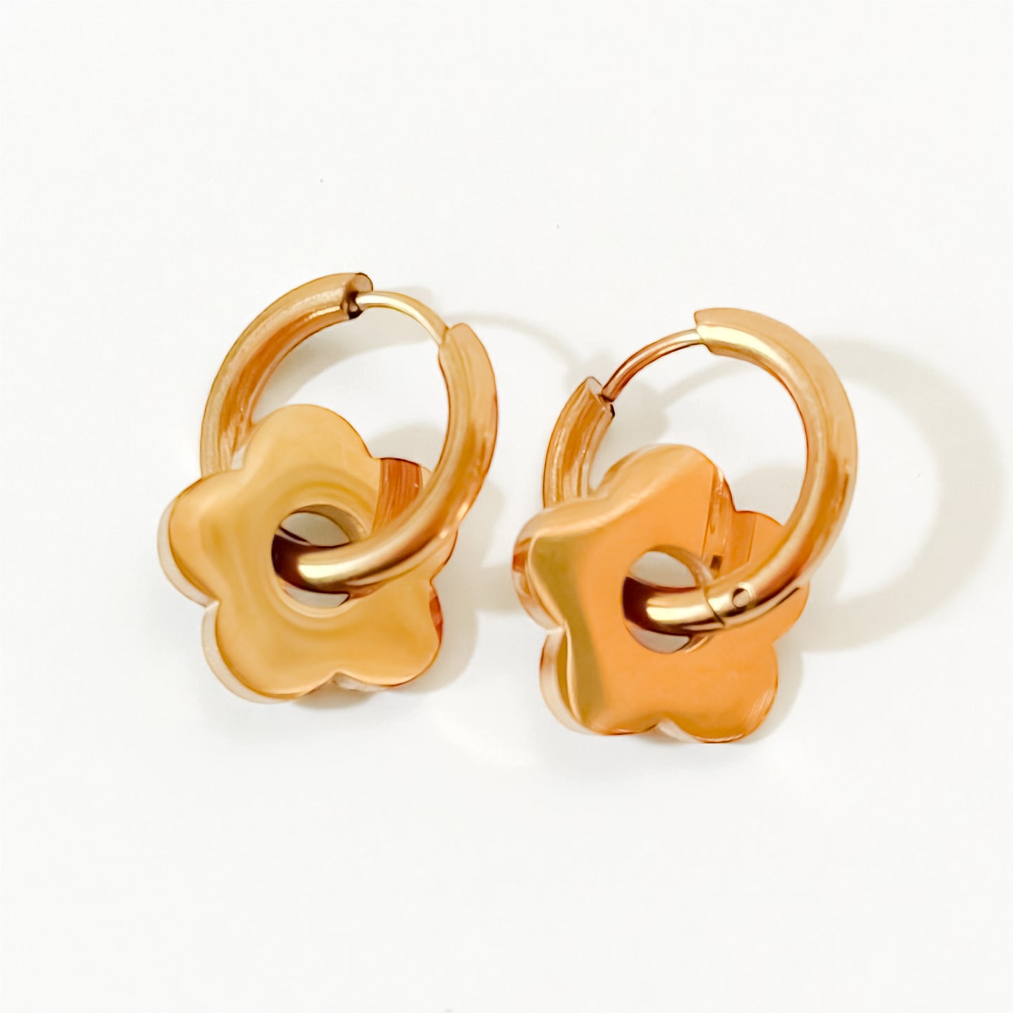 Boucles d’oreilles créoles Fleurs