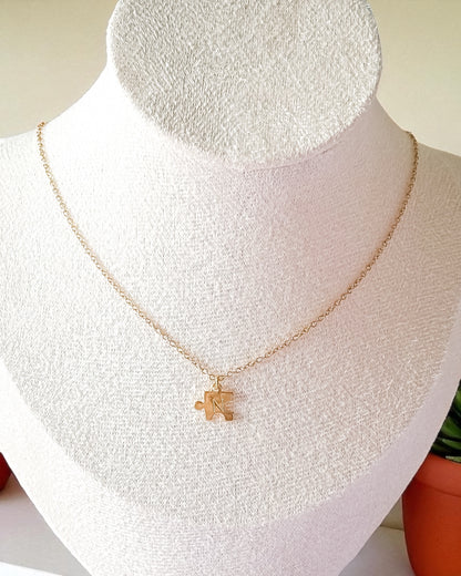 Collier Puzzle personnalisable – Médailles initiales gravées
