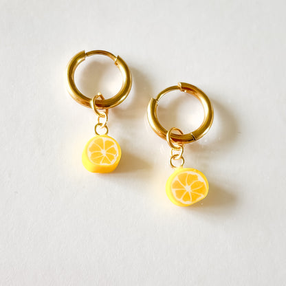 créoles acier inoxydable avec citron