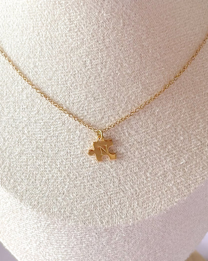 Collier Puzzle personnalisable – Médailles initiales gravées