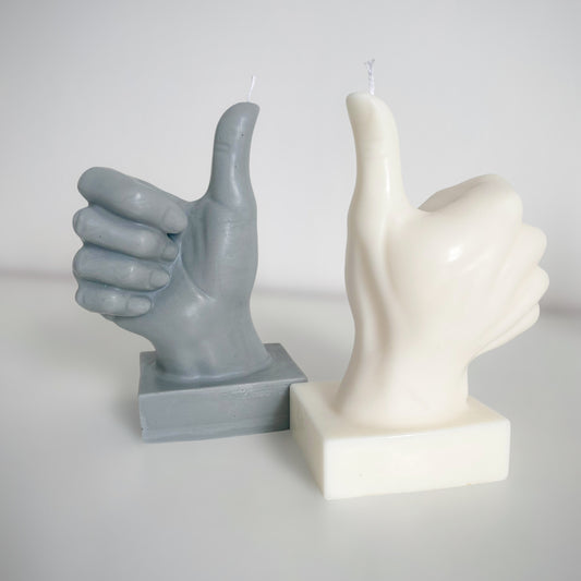 photo de deux bougies pouce
