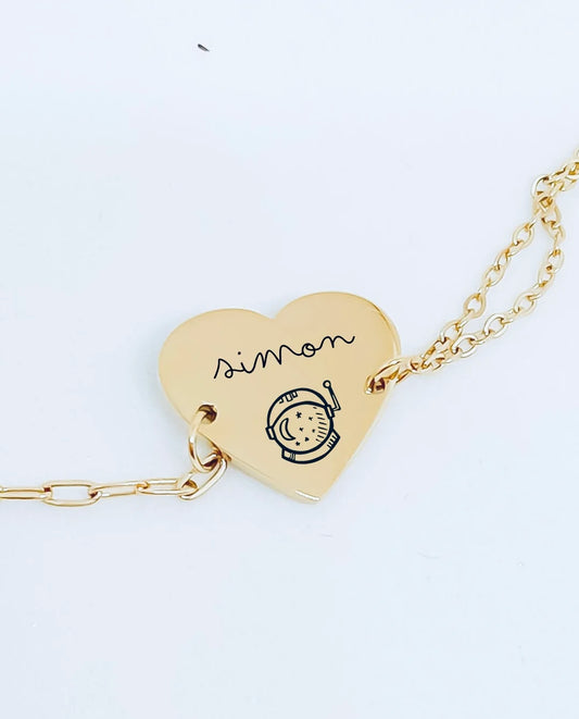 Photo d'un bracelet avec coeur à graver plaquée or