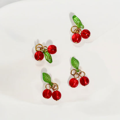 Quatre charms cerise